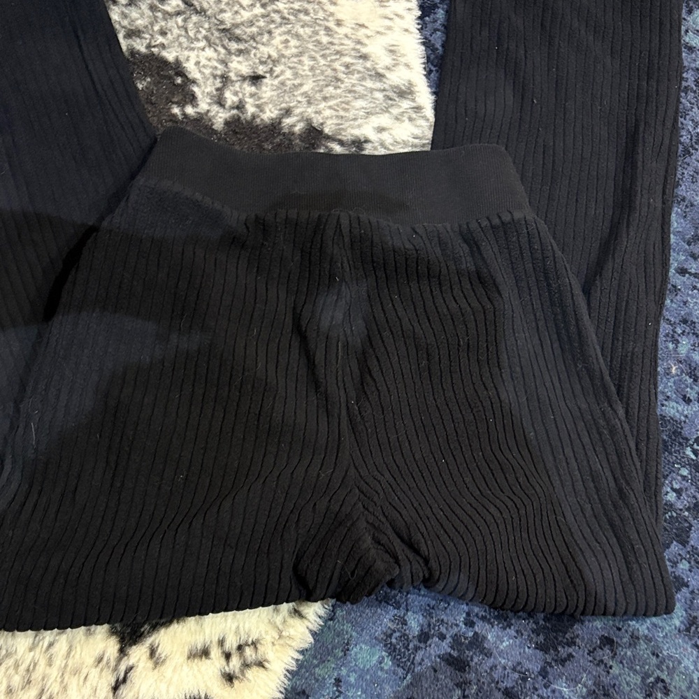 Gymshark Black Track Pants - Picture 3 of 4